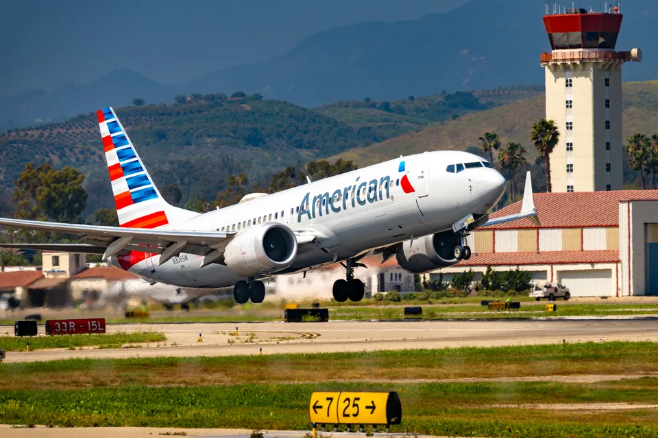 American Airlines Boeing 737 MAX 8 N306SW in flight